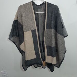 NWT Blanket Ruana Poncho Color-block Cape Winter Neutral Sweaters One Size